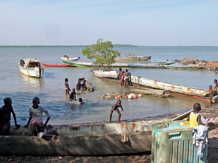 KEMOTO POINT_KIDS SWIMMING_DSF4053 copy