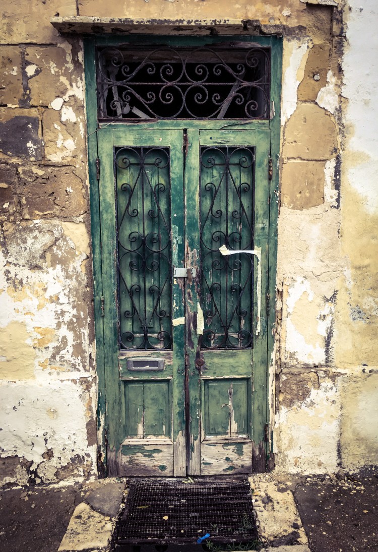 Old doorway, Msida, Malta ©Helen Jones-Florio